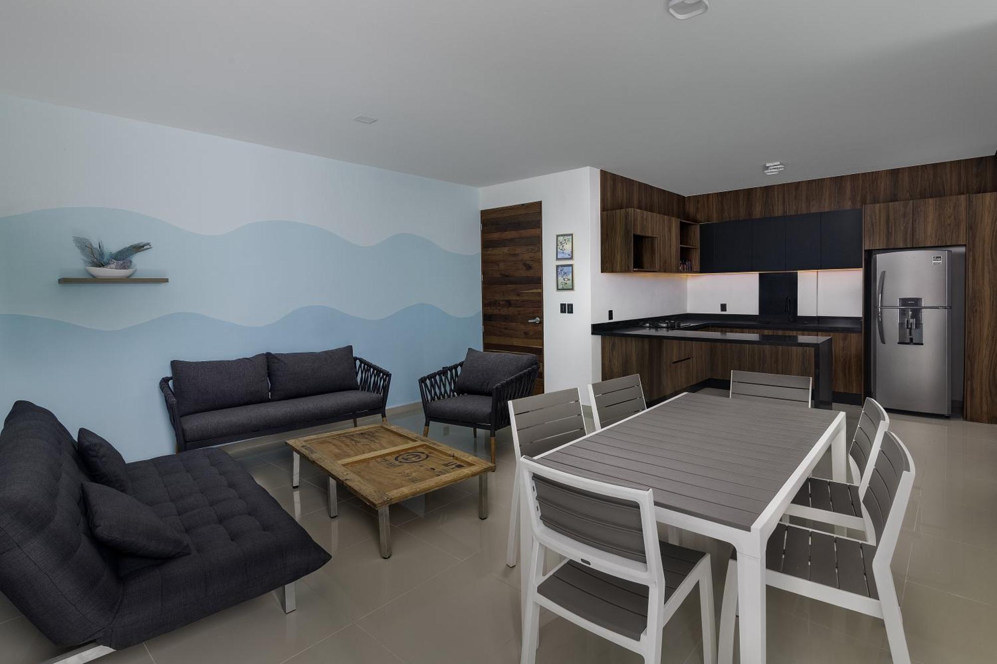 Angelina 28 Beachfront And Family Apartments - Modern And Relaxing Long Stays - 20 Min From Cancun Airport Puerto Morelos Eksteriør billede