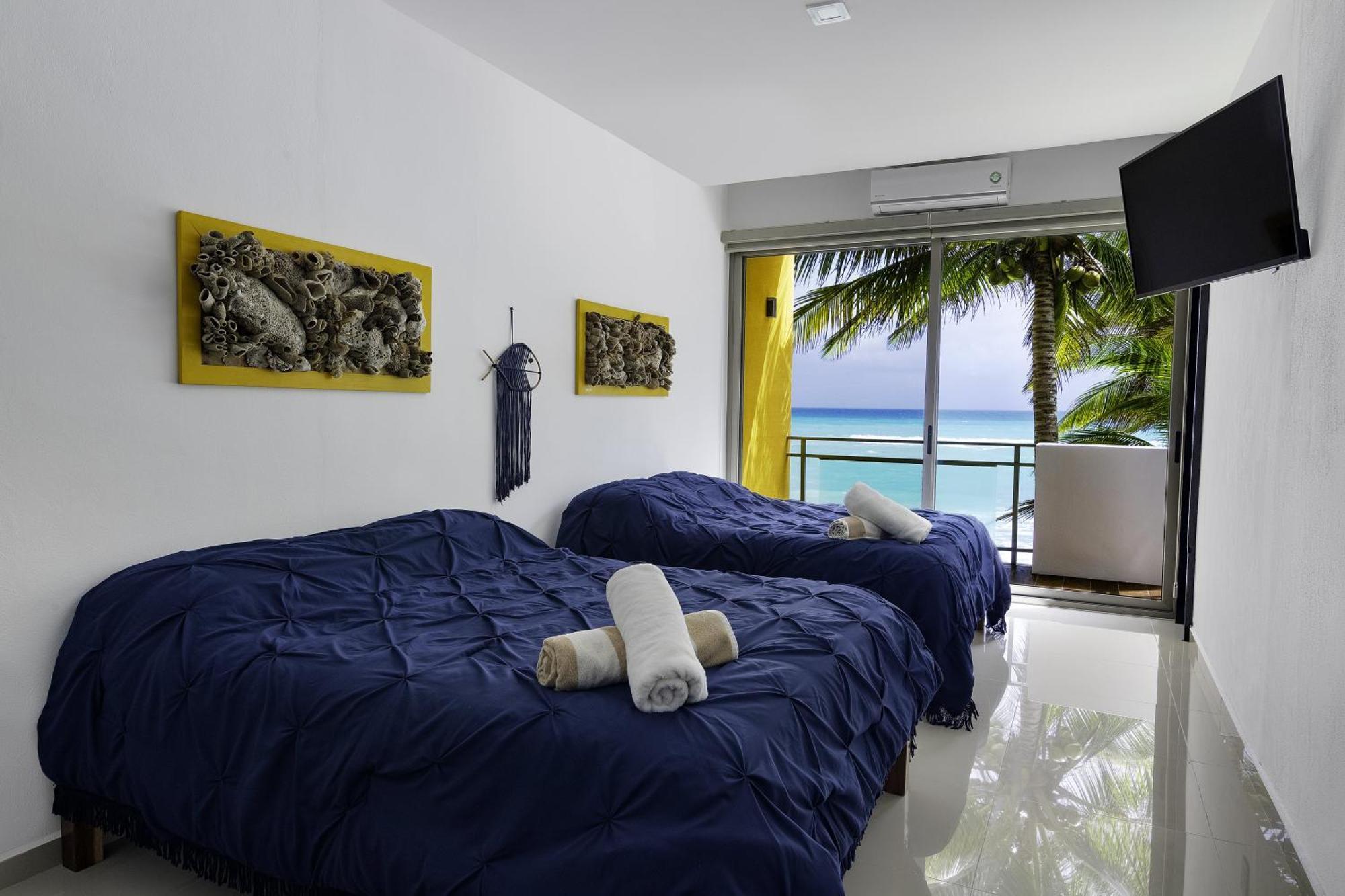 Angelina 28 Beachfront And Family Apartments - Modern And Relaxing Long Stays - 20 Min From Cancun Airport Puerto Morelos Eksteriør billede