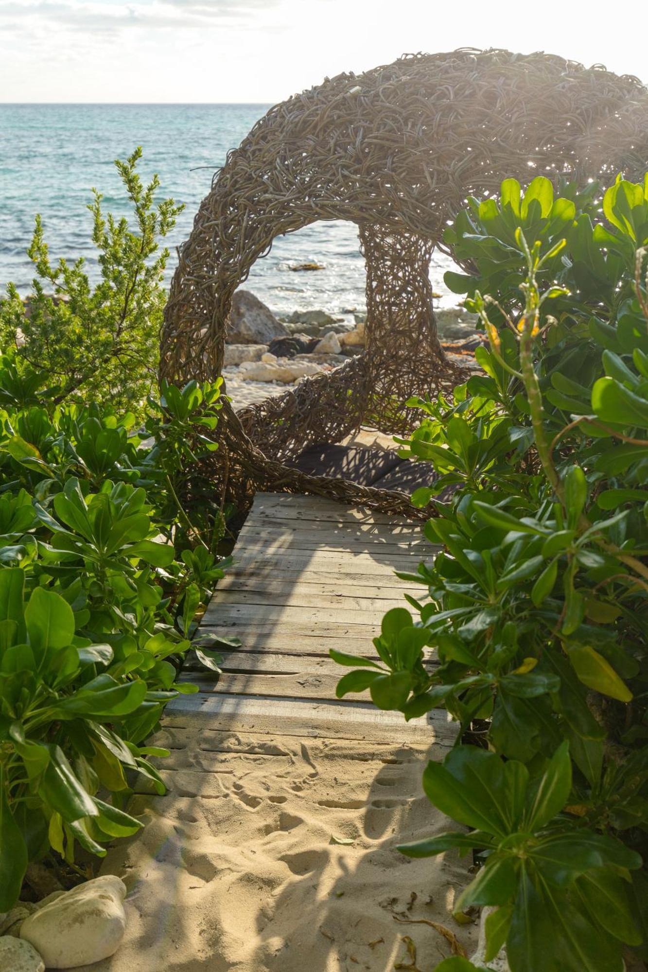 Angelina 28 Beachfront And Family Apartments - Modern And Relaxing Long Stays - 20 Min From Cancun Airport Puerto Morelos Eksteriør billede